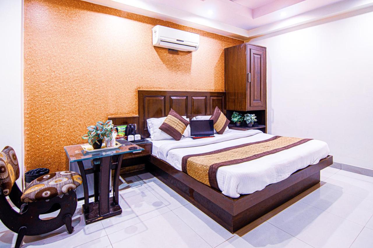Hotel Shivdev International, Near New Delhi Railway Station Extérieur photo