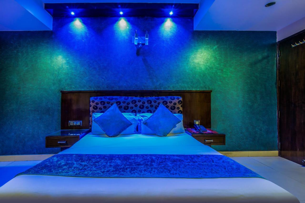Hotel Shivdev International, Near New Delhi Railway Station Extérieur photo